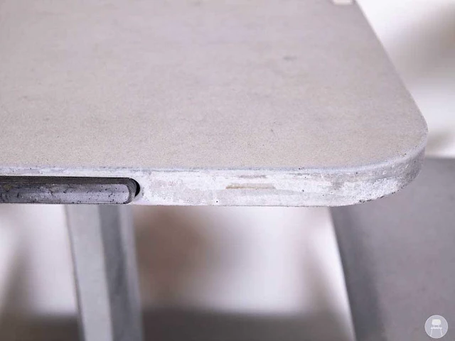 Stayconcrete by sacha lakic - betonnen terrasset - afbeelding 2 van  2