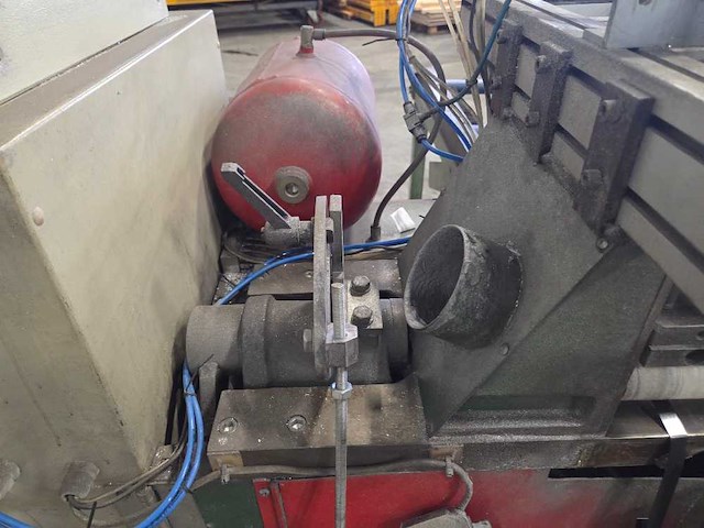 Stb - 1997 - ts 500 - afkortcirkelzaagmachine - afbeelding 9 van  12