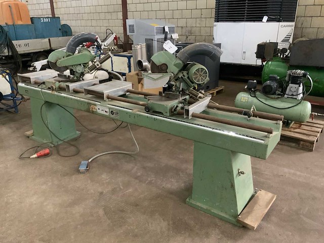 Stb sd.21 dubbele verstek afkortcirkelzaagmachine - afbeelding 1 van  8