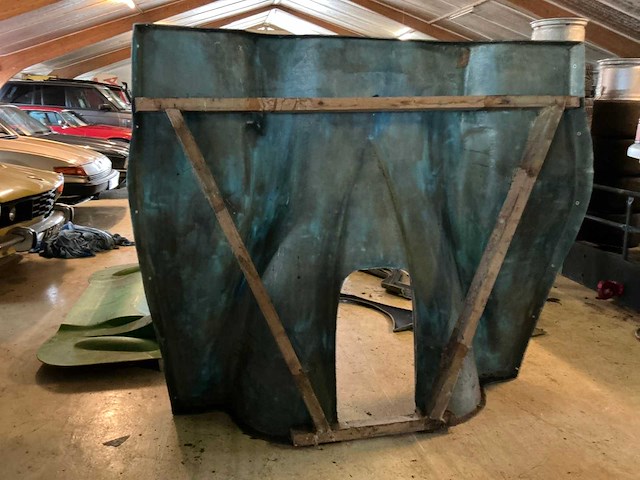 Stealth b6 – gt2 raceauto – 6.0l ford/panoz v8 – 680 pk – 950 kg – hewland 6-speed - afbeelding 44 van  47