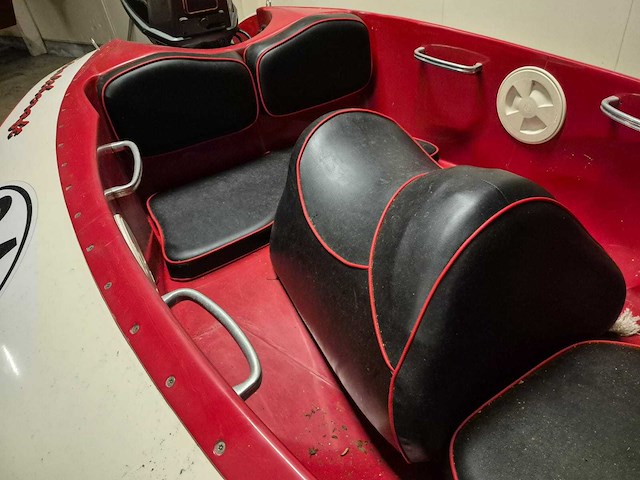 Stealthcraft - + 65 pk suzuki - race - speedboot met freewheel trailer - afbeelding 13 van  24