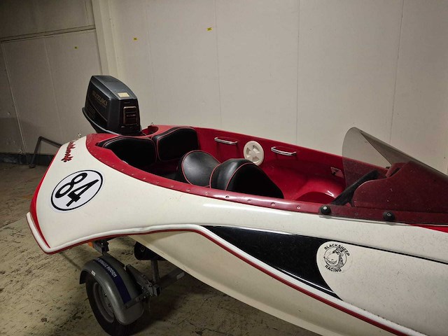 Stealthcraft - + 65 pk suzuki - race - speedboot met freewheel trailer - afbeelding 22 van  24