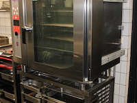 Steamer convotherm osp met rvs onderstel met diverse gastronorm bakken. - afbeelding 3 van  5