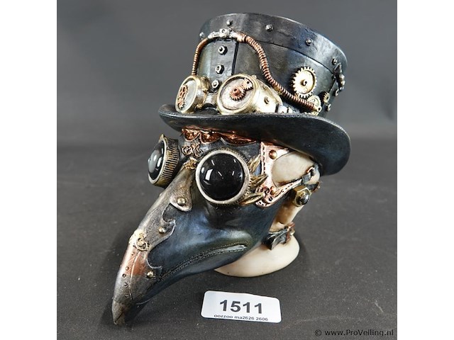 Steampunk doctor bus - afbeelding 1 van  5