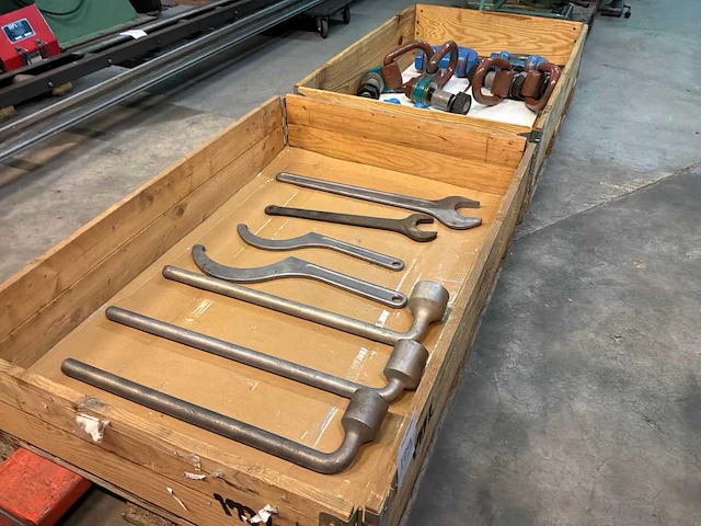 Steeksleutel en doppen groot (9x) - afbeelding 1 van  9