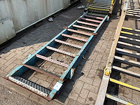Steektrap - afbeelding 2 van  2