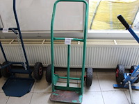 Steekwagen met luchtbanden. - afbeelding 1 van  2