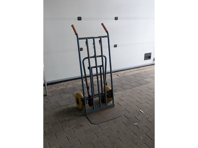 Steekwagen met massieve wielen - afbeelding 1 van  4