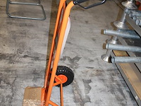 Steekwagen op luchtbanden banden black & decker. - afbeelding 2 van  2