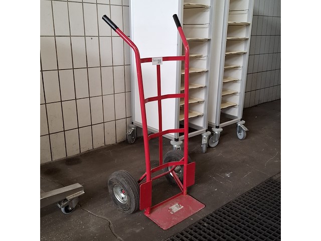 Steekwagen op luchtbanden - afbeelding 1 van  6