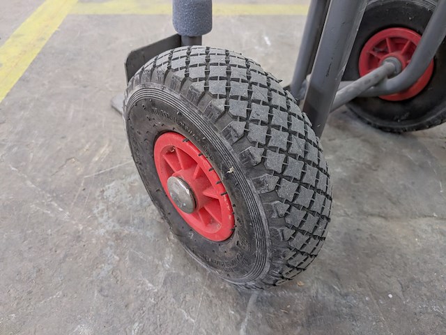 Steekwagen op luchtbanden - afbeelding 6 van  6