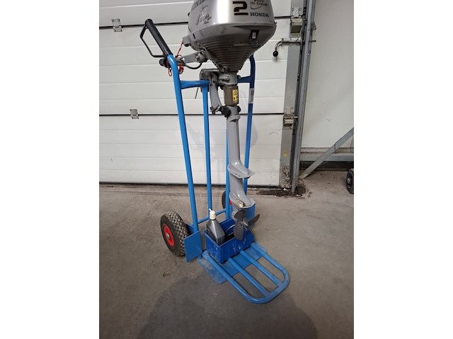 Steekwagen op luchtbanden - afbeelding 1 van  3