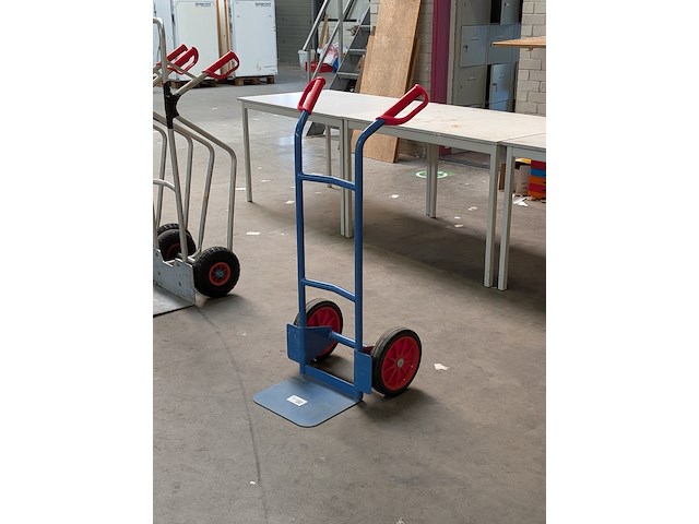 Steekwagen op massieve banden fetra - afbeelding 2 van  7