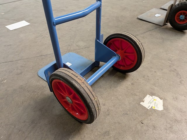 Steekwagen op massieve banden fetra - afbeelding 4 van  7