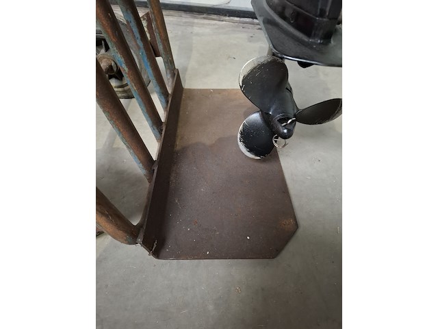 Steekwagen voor buitenboordmotoren - afbeelding 4 van  4