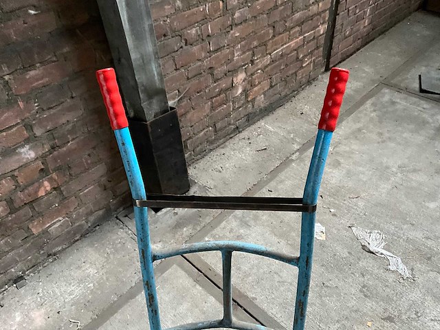 Steekwagen v.v. massieve wielen - afbeelding 3 van  3