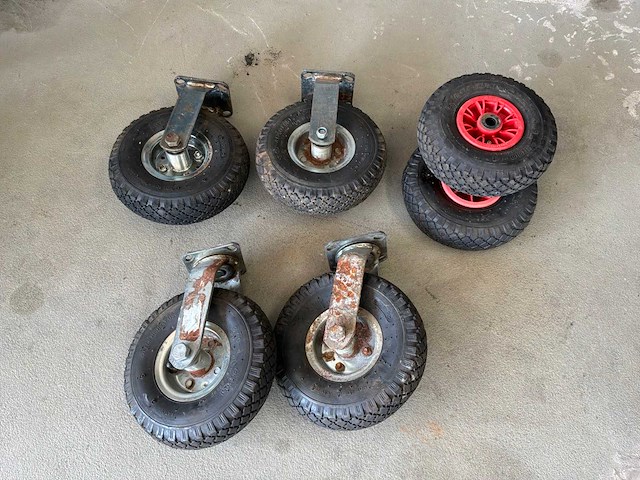 Steekwagen wielen (6x) - afbeelding 1 van  2