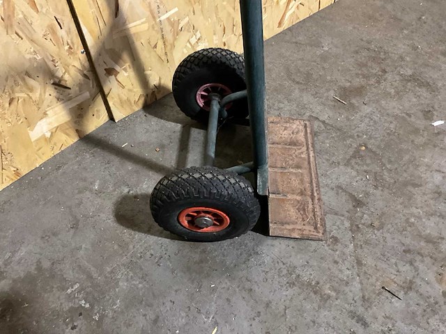 Steekwagen - afbeelding 2 van  2