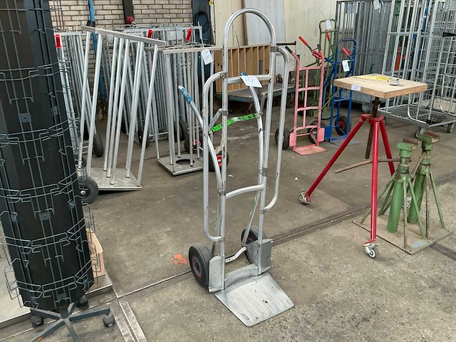 Steekwagen - afbeelding 1 van  4
