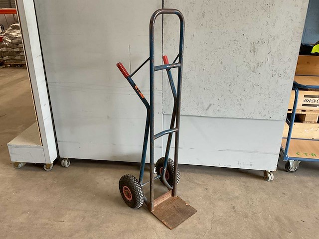 Steekwagen - afbeelding 1 van  2