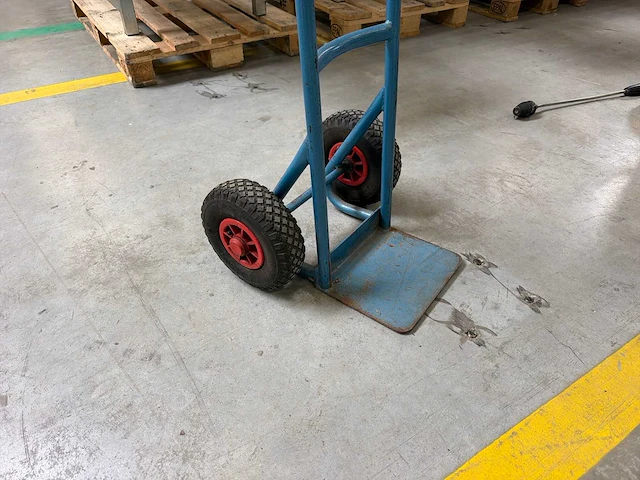 Steekwagen - afbeelding 2 van  2