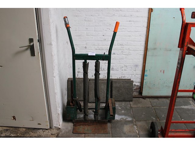Steekwagen. - afbeelding 1 van  2