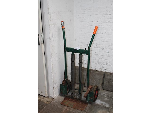 Steekwagen. - afbeelding 2 van  2