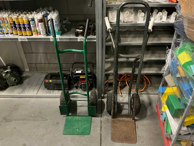 Steekwagens (2x) - afbeelding 1 van  2
