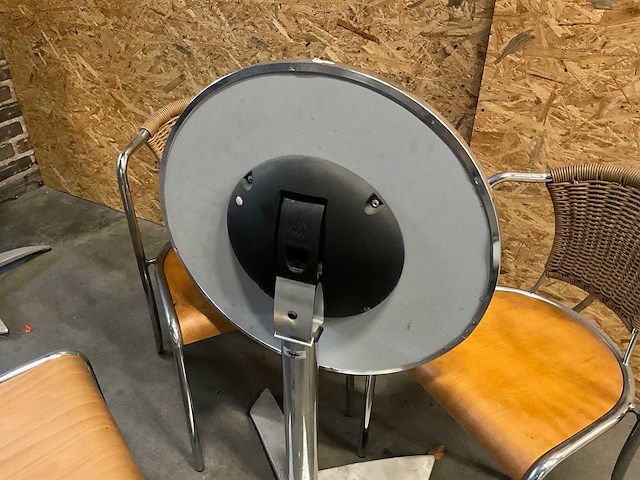 Steel mobile - horecameubilair - 4 tafels, 16 rvs stoelen + transportwagen - afbeelding 6 van  7