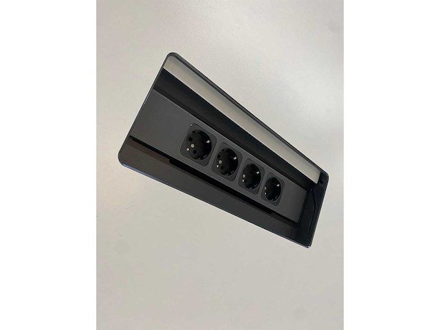 Steelcase - 8 persoons conferentie set 320x140 + vloerkleed - afbeelding 9 van  25