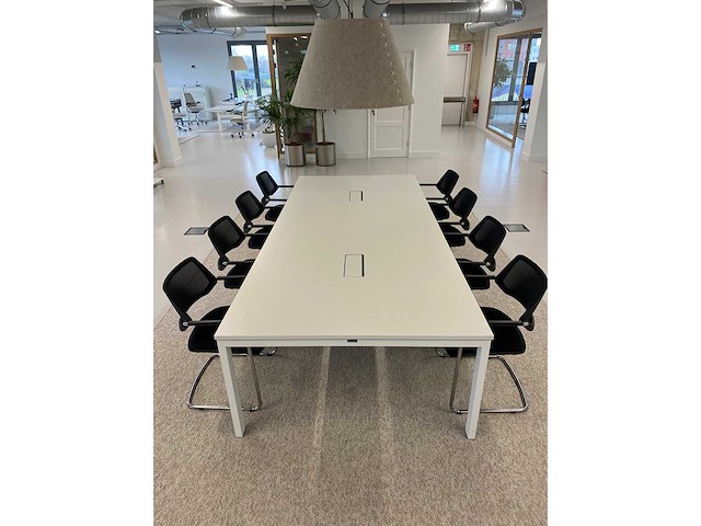 Steelcase - 8 persoons conferentie set + vloerkleed - afbeelding 23 van  25