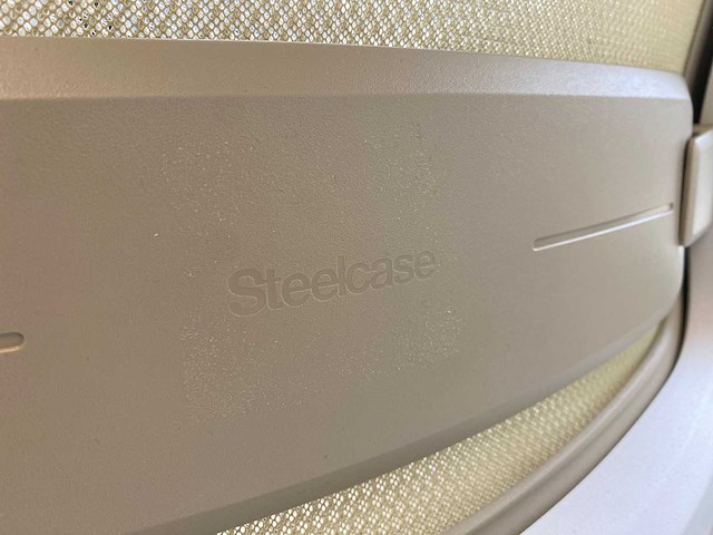 Steelcase - complete elektrische zit-sta werkplek 140x80 beige - afbeelding 11 van  39