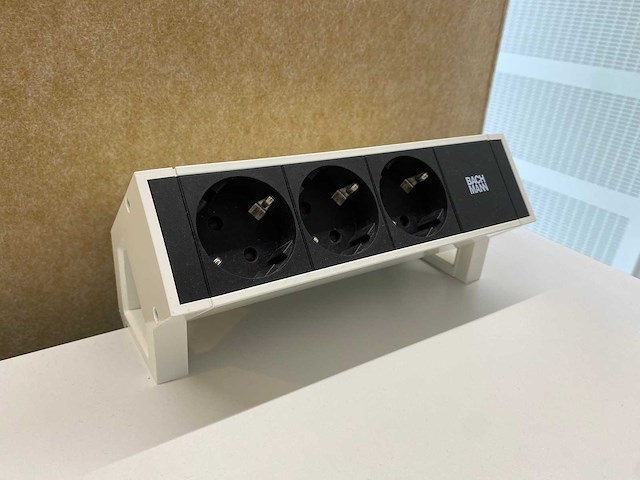 Steelcase - complete elektrische zit-sta werkplek 140x80 beige - afbeelding 19 van  39