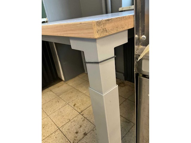 Steelcase kantinetafel (2x) - afbeelding 5 van  7