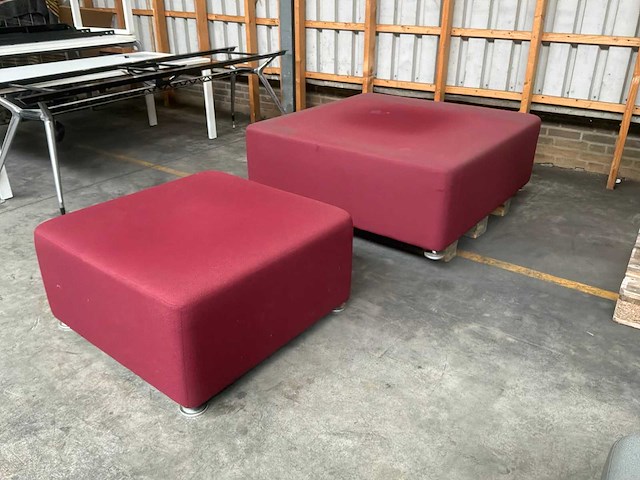 Steelcase poef (2x) - afbeelding 1 van  5