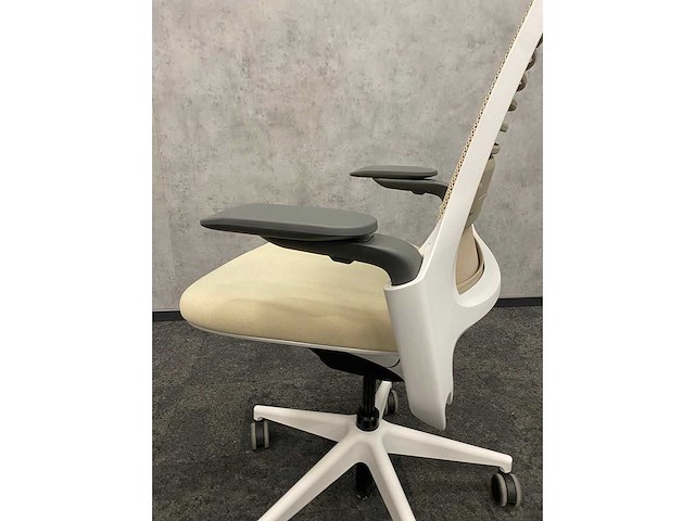 Steelcase series 1 - ergonomische bureaustoel - afbeelding 2 van  8