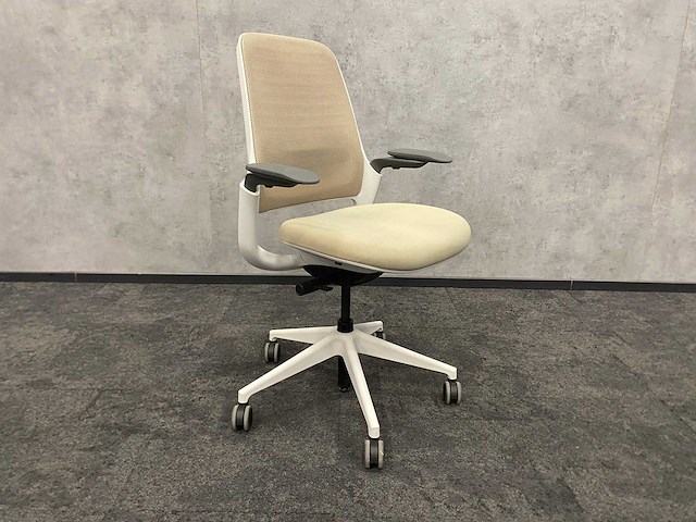 Steelcase series 1 - ergonomische bureaustoel - afbeelding 1 van  8