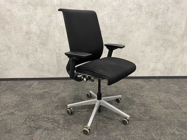 Steelcase think - ergonomische bureaustoel - afbeelding 1 van  10