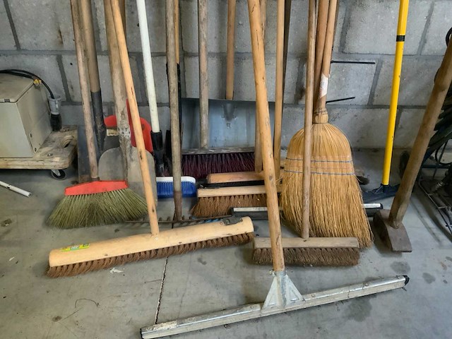 Steelgereedschap - afbeelding 1 van  4