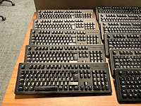 Steelseries apex 100 gaming toetsenbord (16x) - afbeelding 4 van  5