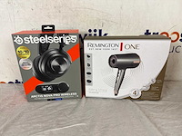 Steelseries arctis nova pro - draadloze gaming headset + remington one dry & style föhn - afbeelding 1 van  3