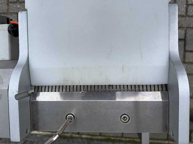 Steen - st 111 - onthuidmachine - afbeelding 2 van  5