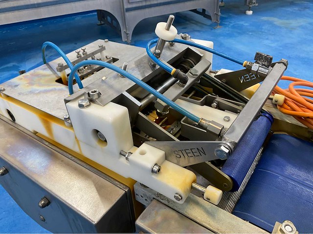 Steen 600 rvs visontvellingsmachine - afbeelding 4 van  6