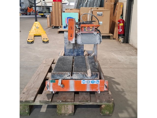 Steen-tafelzaagmachine - 600mm - 230v euro shatal, ts351-45, bouwjaar 2018 - afbeelding 8 van  13