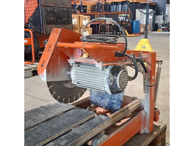 Steen-tafelzaagmachine - 600mm - 230v euro shatal, ts351-45, bouwjaar 2018 - afbeelding 10 van  13