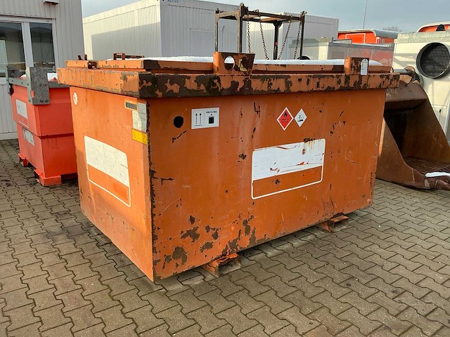 Steenbergen cie 300 brandstof opslagtank - afbeelding 1 van  9