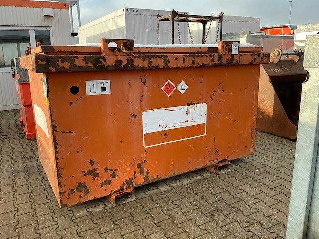 Steenbergen cie 300 brandstof opslagtank - afbeelding 2 van  9