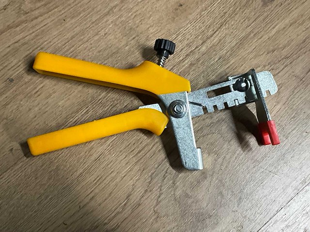 Steenbok tegellevelingtang (5x) - afbeelding 1 van  2