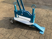 Steenknipper - afbeelding 3 van  5