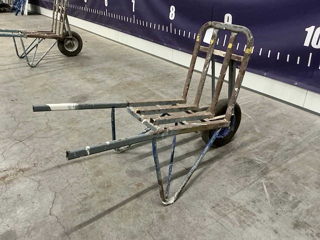 Steenkruiwagen - afbeelding 1 van  5